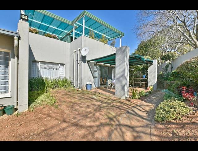 2 BEDROOM APARTMENT FOR SALE IN SUNDOWNER